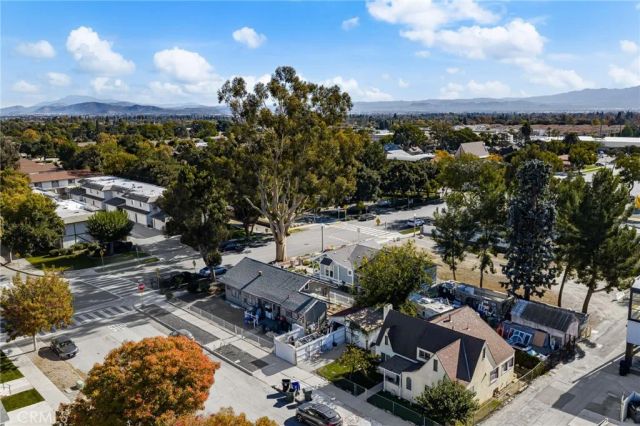 389 N 3rd, Upland, CA 91786