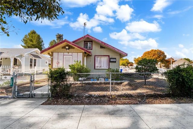 389 N 3rd, Upland, CA 91786
