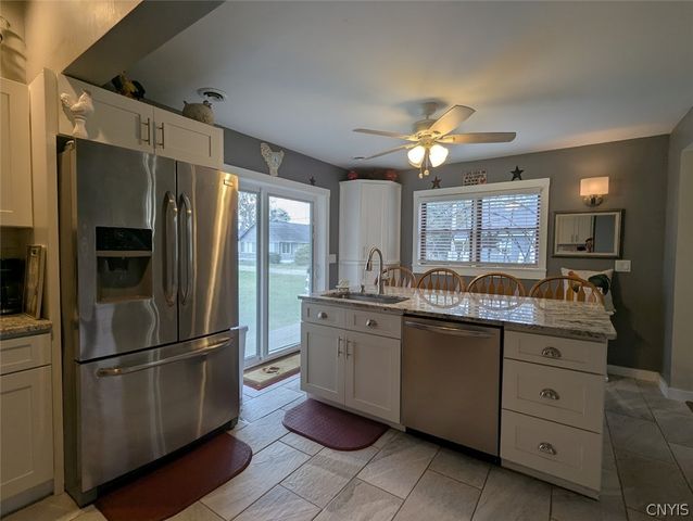 106 27th Avenue, Vienna, NY 13157