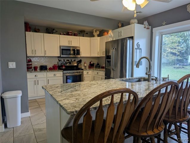 106 27th Avenue, Vienna, NY 13157