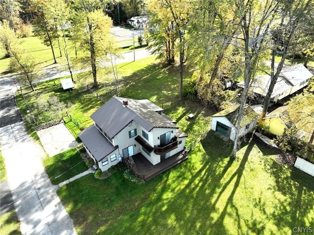 106 27th Avenue, Vienna, NY 13157