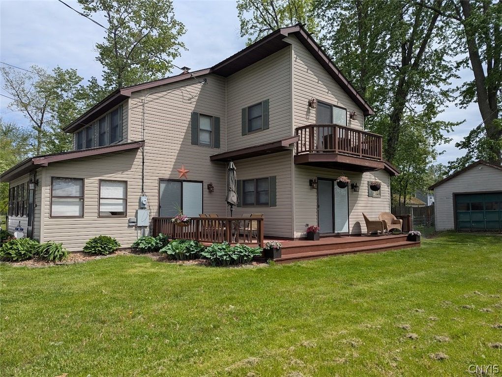 106 27th Avenue, Vienna, NY 13157