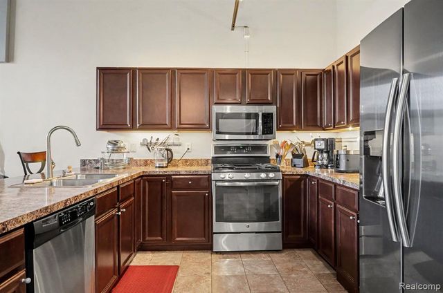 98 Northbound Gratiot Avenue 12, Mount Clemens, MI 48043