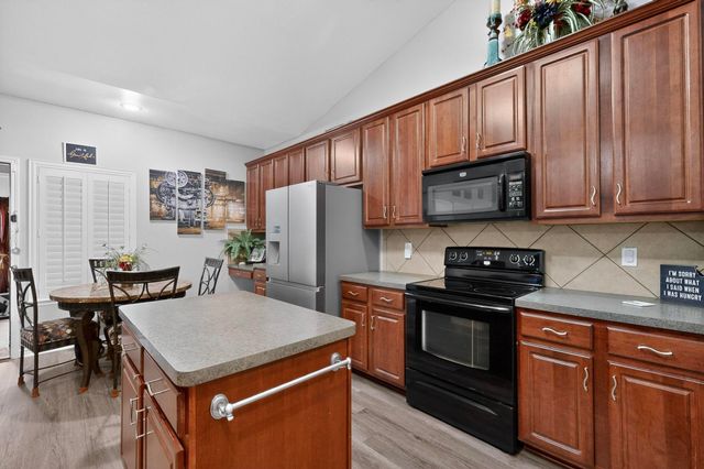 3020 Glenoaks Drive, Royse City, TX 75189