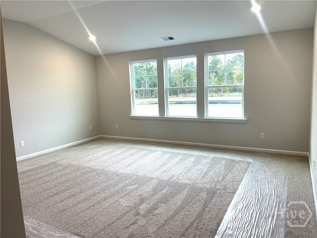 Image 11 of property listing at 174 Champlain Drive, Pooler, GA 31322