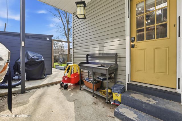 1030 E Oak St, Louisville, KY 40204