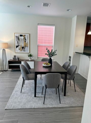 1601 Miriam Ave 210, Austin, TX 78702