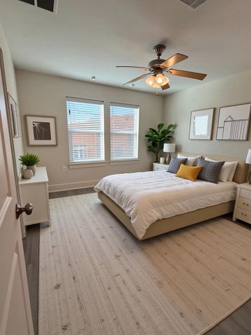 1601 Miriam Ave 210, Austin, TX 78702