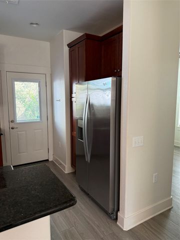 1601 Miriam Ave 210, Austin, TX 78702