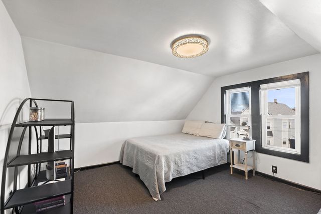 3036 N Kedzie Avenue, Chicago, IL 60618