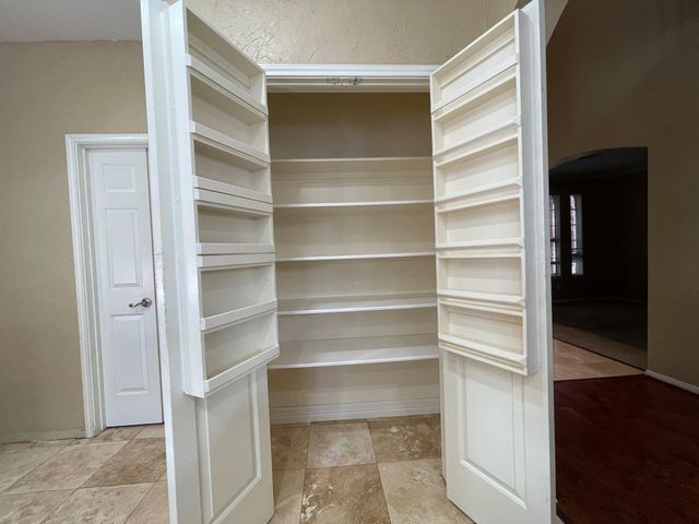 739 Annies Way, Sugar Land, TX 77479