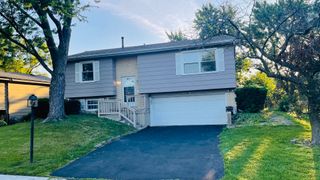 8027 Northway Drive, Hanover Park, IL 60133