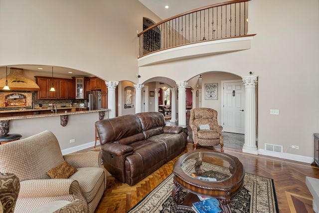 4220 Northgate Drive, Spring Grove, IL 60081