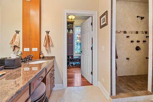 4220 Northgate Drive, Spring Grove, IL 60081