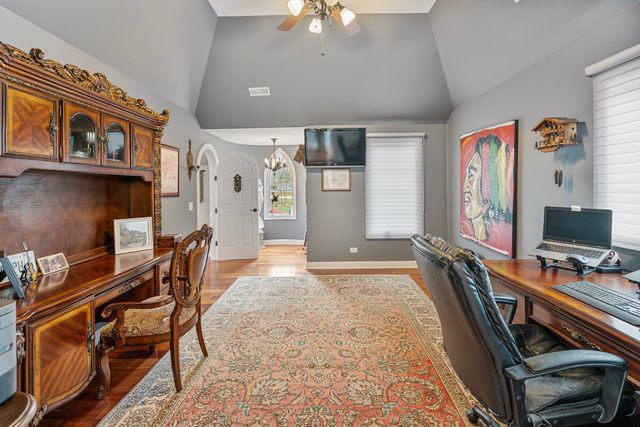 4220 Northgate Drive, Spring Grove, IL 60081