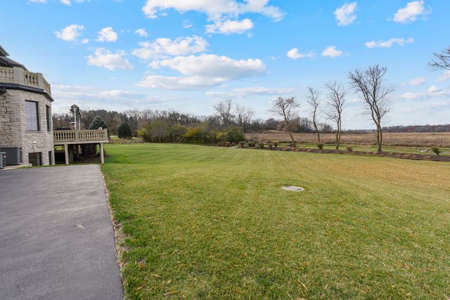 4220 Northgate Drive, Spring Grove, IL 60081