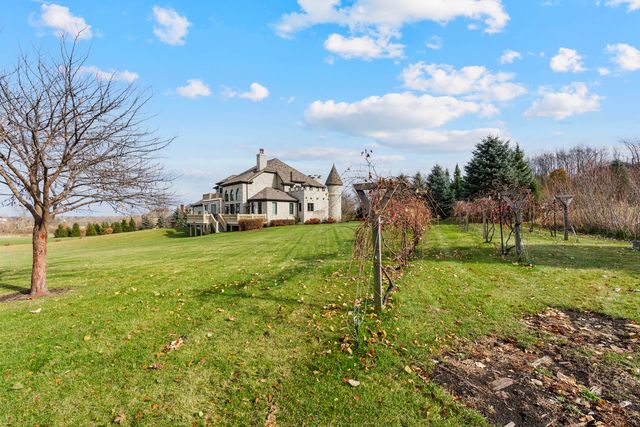 4220 Northgate Drive, Spring Grove, IL 60081