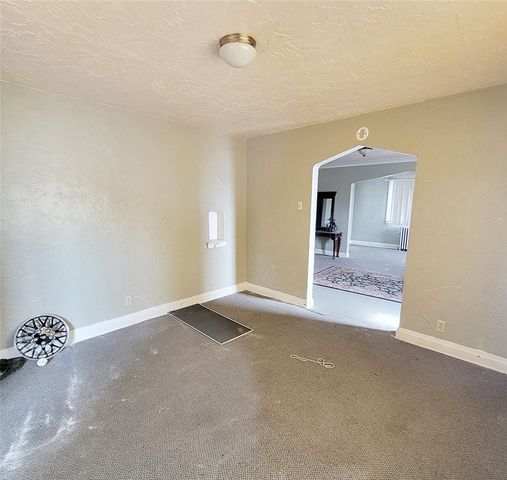 232 Monongahela Ave, Glassport, PA 15045