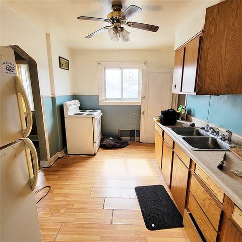 232 Monongahela Ave, Glassport, PA 15045