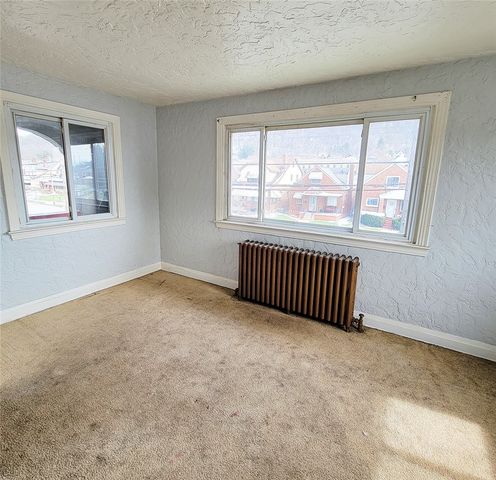 232 Monongahela Ave, Glassport, PA 15045