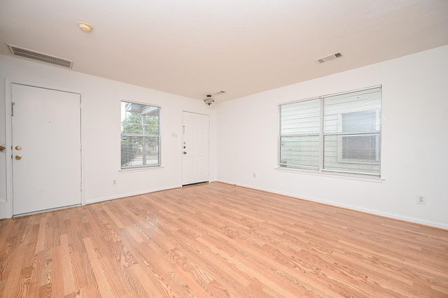 19414 Ambrosia Falls, Tomball, TX 77375