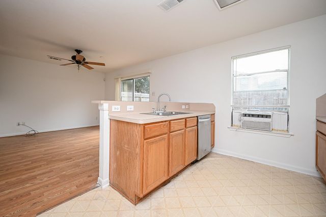 19414 Ambrosia Falls, Tomball, TX 77375