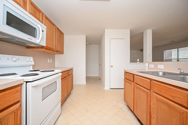 19414 Ambrosia Falls, Tomball, TX 77375