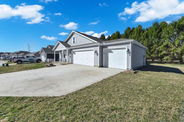 452 St James Gate, Newark, OH 43055