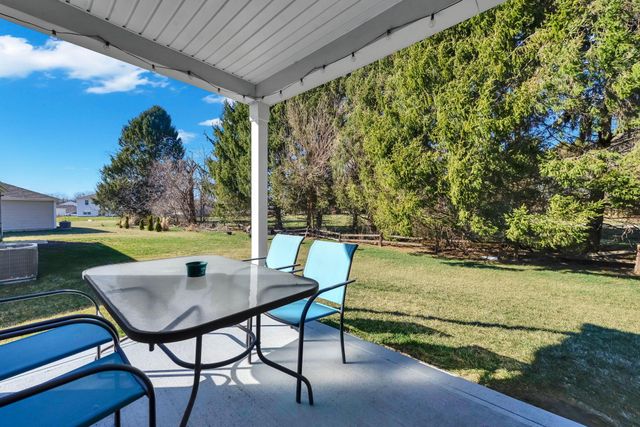 452 St James Gate, Newark, OH 43055