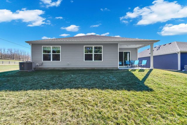 452 St James Gate, Newark, OH 43055