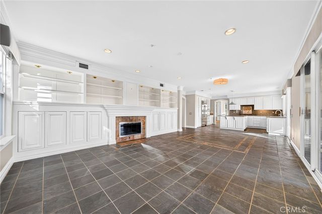 21004 Mendenhall Ct, Topanga, CA 90290