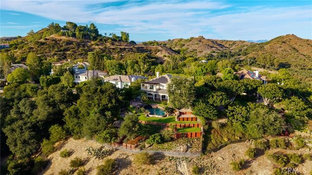 21004 Mendenhall Ct, Topanga, CA 90290