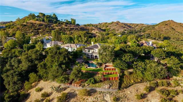 21004 Mendenhall Ct, Topanga, CA 90290