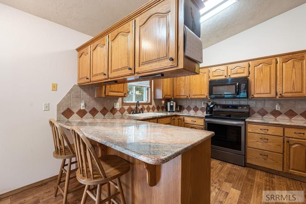 Image 15 of property listing at 977 W Plommon Circle, Idaho Falls, ID 83402
