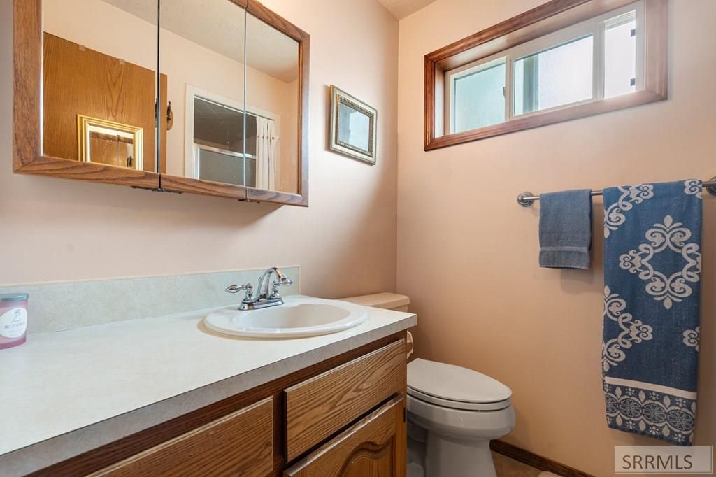 Image 29 of property listing at 977 W Plommon Circle, Idaho Falls, ID 83402