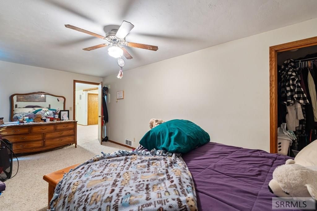 Image 38 of property listing at 977 W Plommon Circle, Idaho Falls, ID 83402