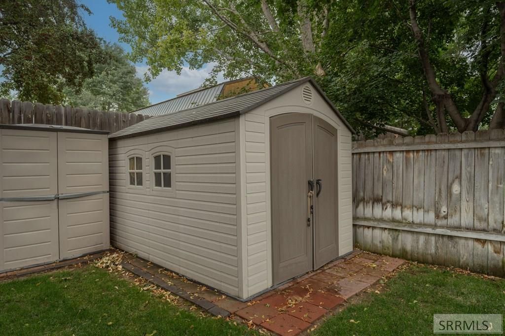 Image 42 of property listing at 977 W Plommon Circle, Idaho Falls, ID 83402