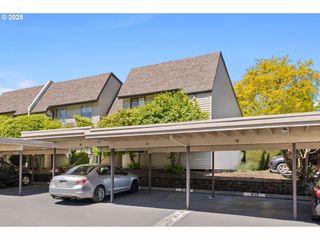 200 Sw FLORENCE Ave F9, Gresham, OR 97080
