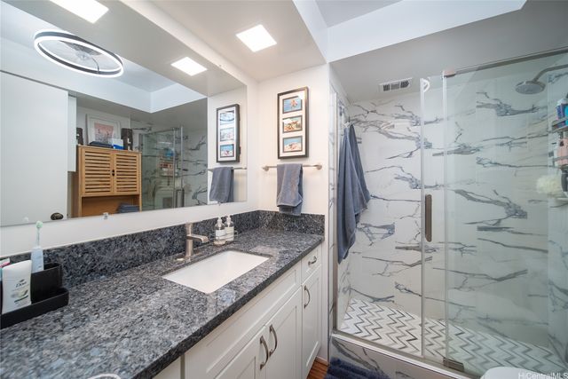 415 South Street 2302, Honolulu, HI 96813