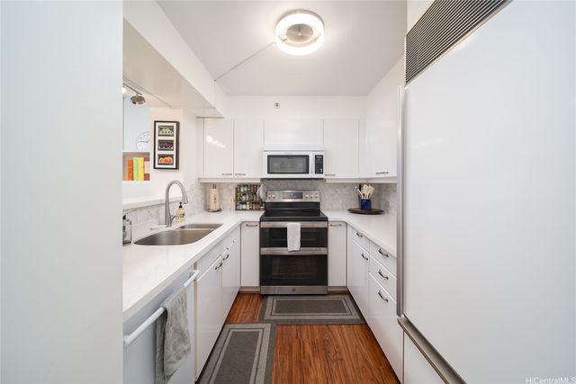 415 South Street 2302, Honolulu, HI 96813