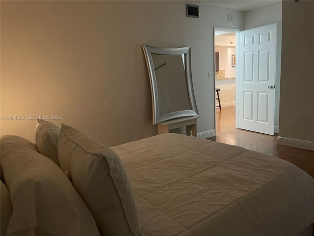 800 N Miami Avenue E-1605, Miami, FL 33136