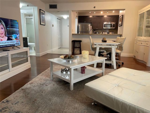 800 N Miami Avenue E-1605, Miami, FL 33136