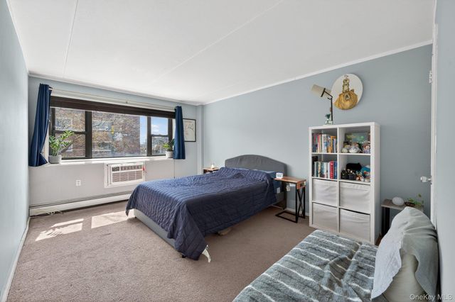 100 Clinton Avenue 3K, Mineola, NY 11501