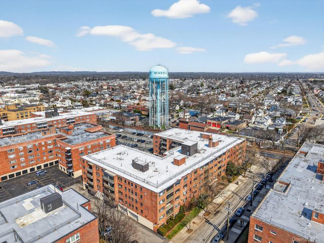 100 Clinton Avenue 3K, Mineola, NY 11501