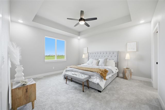 5239 172nd Street, Urbandale, IA 50323