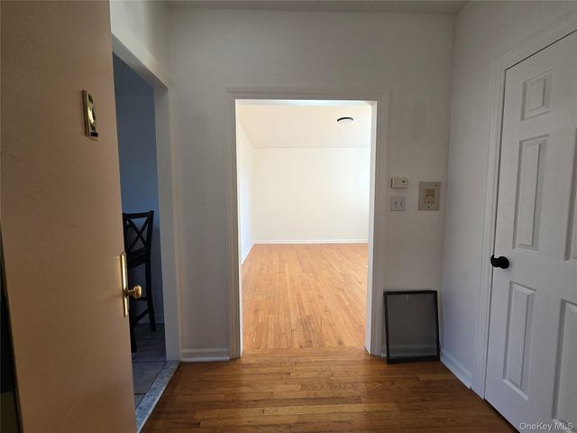 62-64 Saunders Street 4P, Rego Park, NY 11374