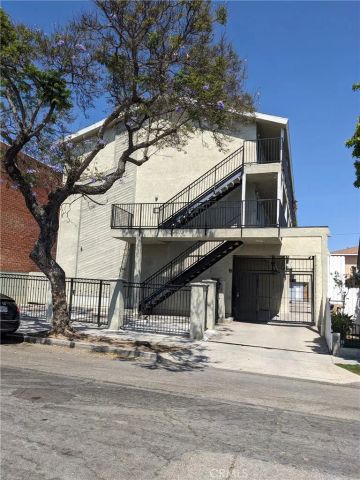 1764 Freeman Avenue 7, Long Beach, CA 90804