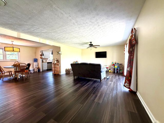 521 Scenic Drive, Harrodsburg, KY 40330