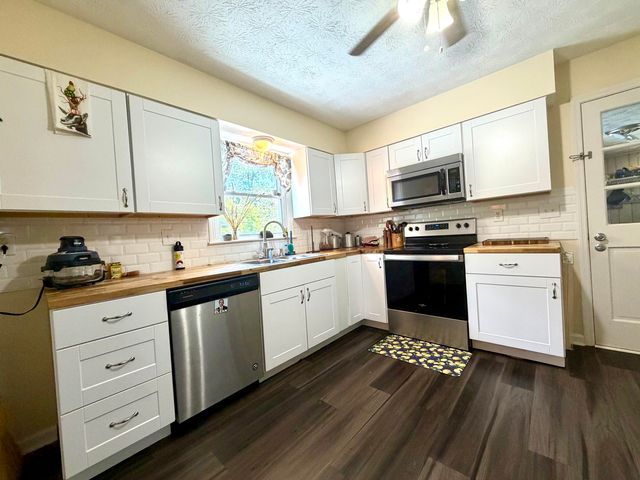 521 Scenic Drive, Harrodsburg, KY 40330