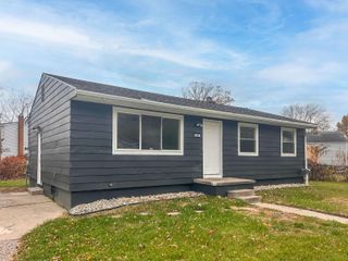 5501 Western Road, Flint, MI 48506